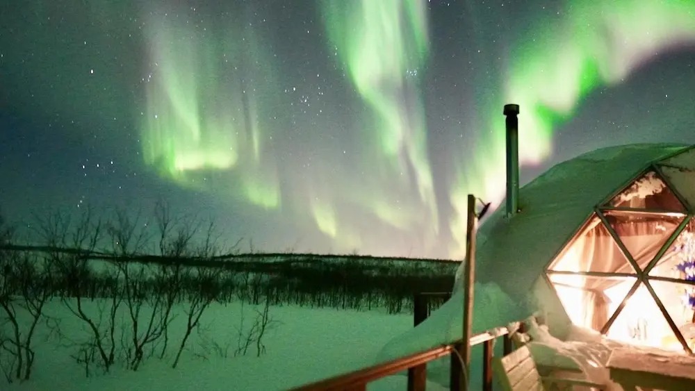 هتل آرورا ویلیج مارمونسک ایگلو